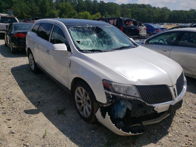 LINCOLN MKT 2014 2lmhj5at1ebl57070