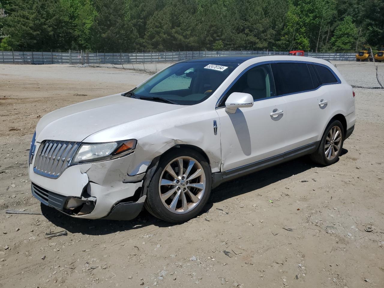 LINCOLN MKT 2010 2lmhj5at2abj24065