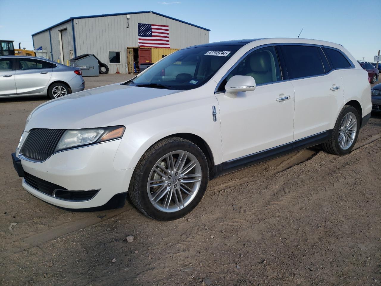 LINCOLN MKT 2013 2lmhj5at2dbl53592