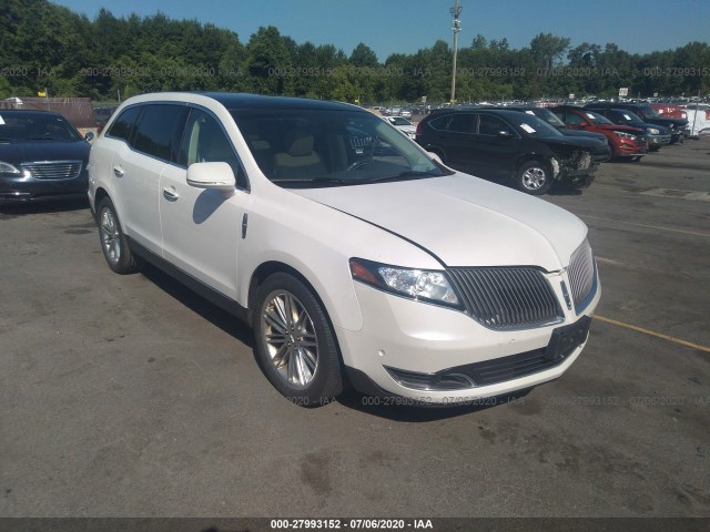 LINCOLN MKT 2016 2lmhj5at7gbl02478