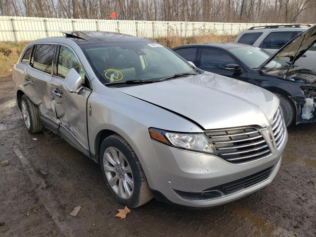 LINCOLN MKT 2018 2lmhj5at7jbl01340