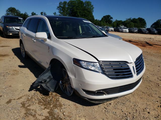 LINCOLN MKT 2018 2lmhj5at7jbl02570