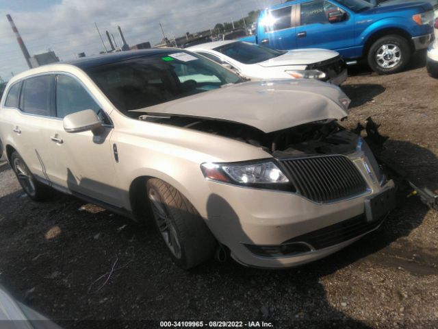 LINCOLN MKT 2016 2lmhj5at9gbl01431