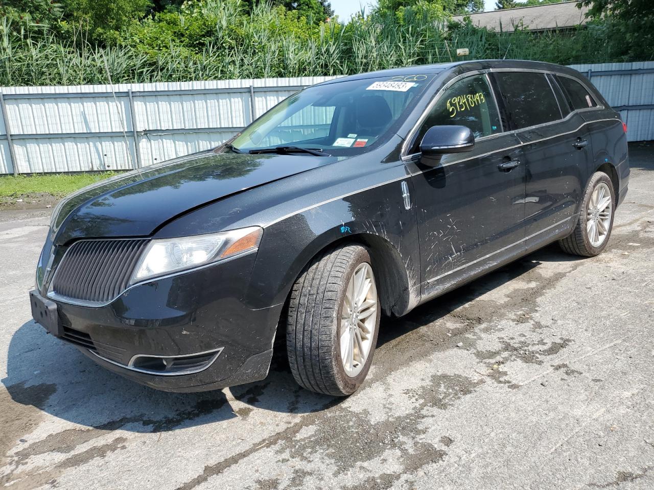 LINCOLN MKT 2014 2lmhj5atxebl57682