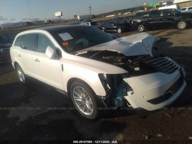 LINCOLN MKT 2017 2lmhj5atxhbl00371