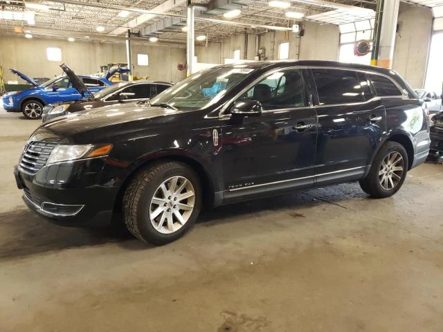 LINCOLN MKT 2017 2lmhj5nk0hbl00493