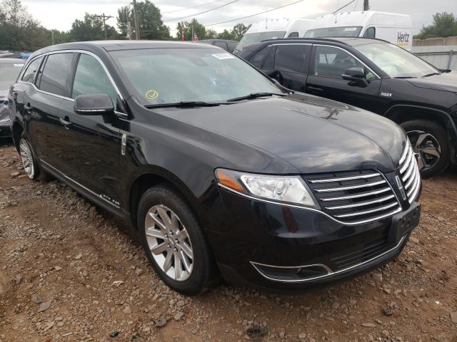 LINCOLN MKT 2017 2lmhj5nk1hbl01071