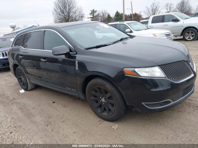 LINCOLN MKT 2015 2lmhj5nk3fbl00033