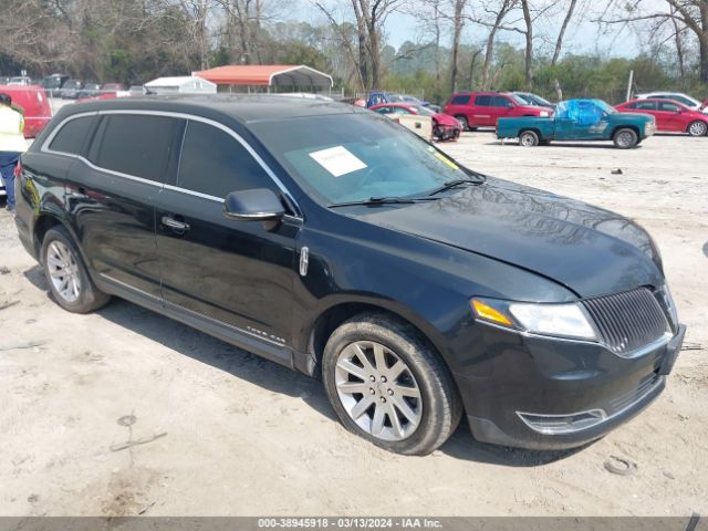 LINCOLN MKT 2015 2lmhj5nk3fbl00582