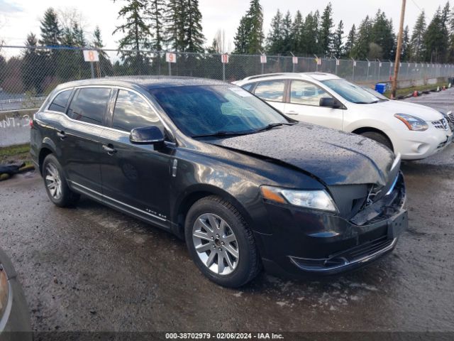 LINCOLN MKT 2015 2lmhj5nk4fbl00607