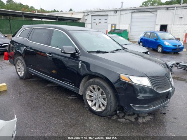 LINCOLN MKT 2016 2lmhj5nk4gbl00057