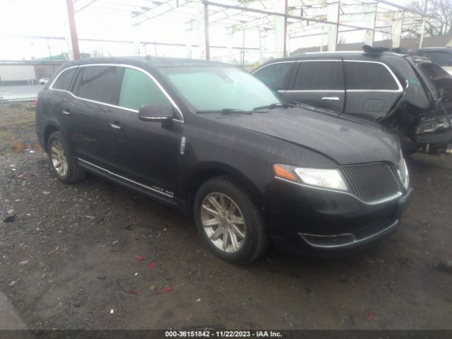 LINCOLN MKT 2016 2lmhj5nk9gbl02855