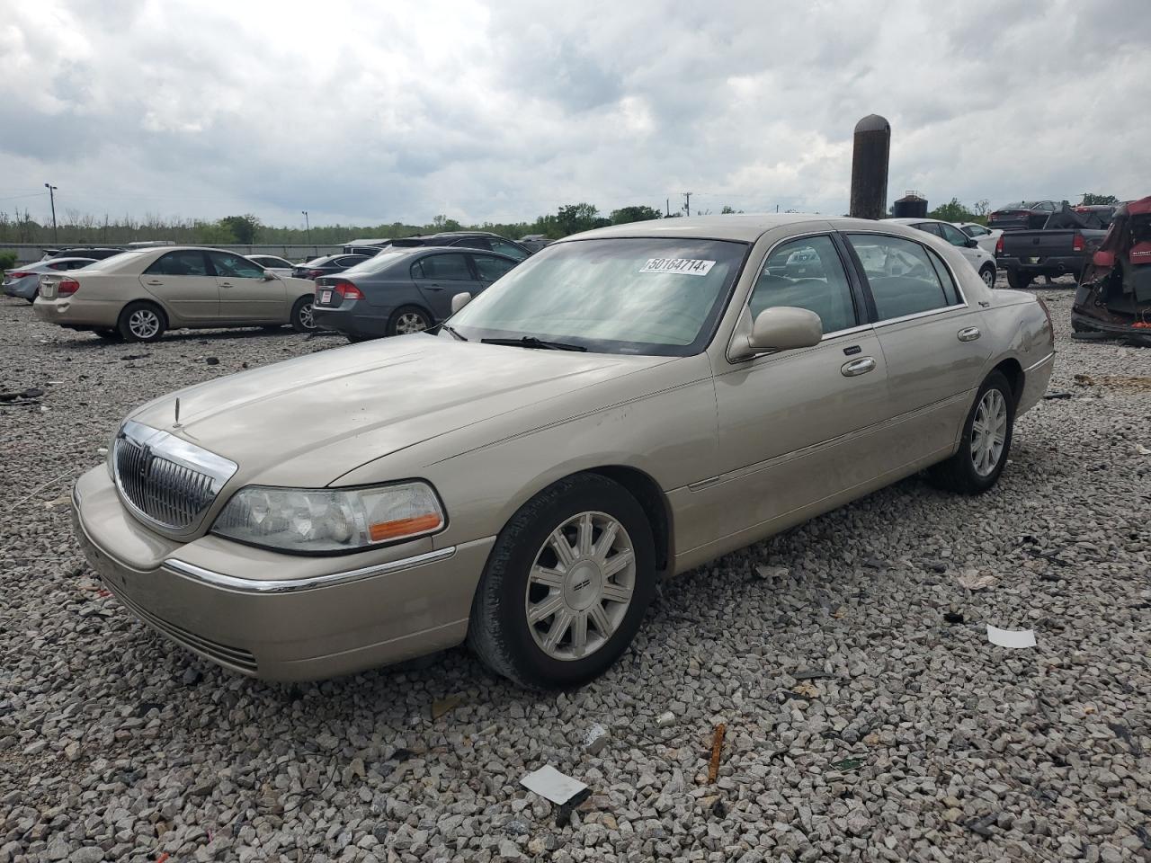 LINCOLN TOWN CAR 2010 2lnbl8cv1ax613233