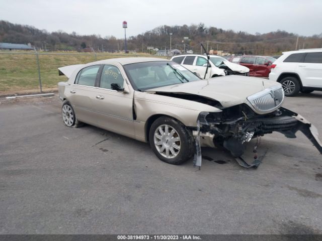 LINCOLN TOWN CAR 2010 2lnbl8cv2ax631126