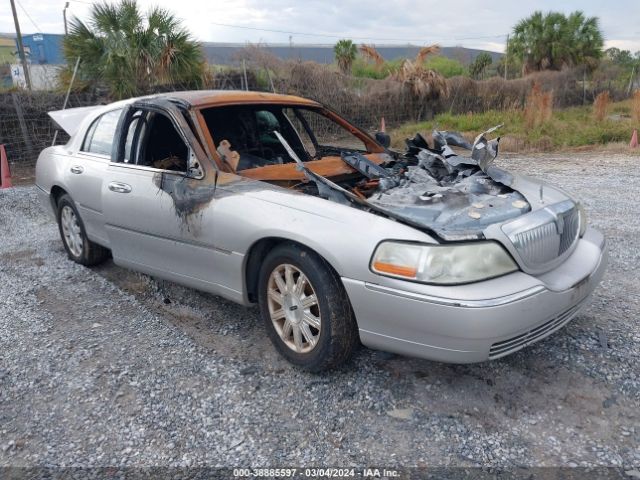 LINCOLN TOWN CAR 2010 2lnbl8cv3ax631703