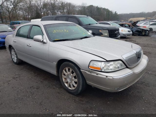 LINCOLN TOWN CAR 2010 2lnbl8cv4ax613212