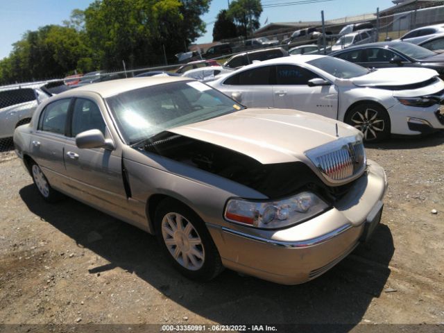 LINCOLN TOWN CAR 2010 2lnbl8cv8ax750119