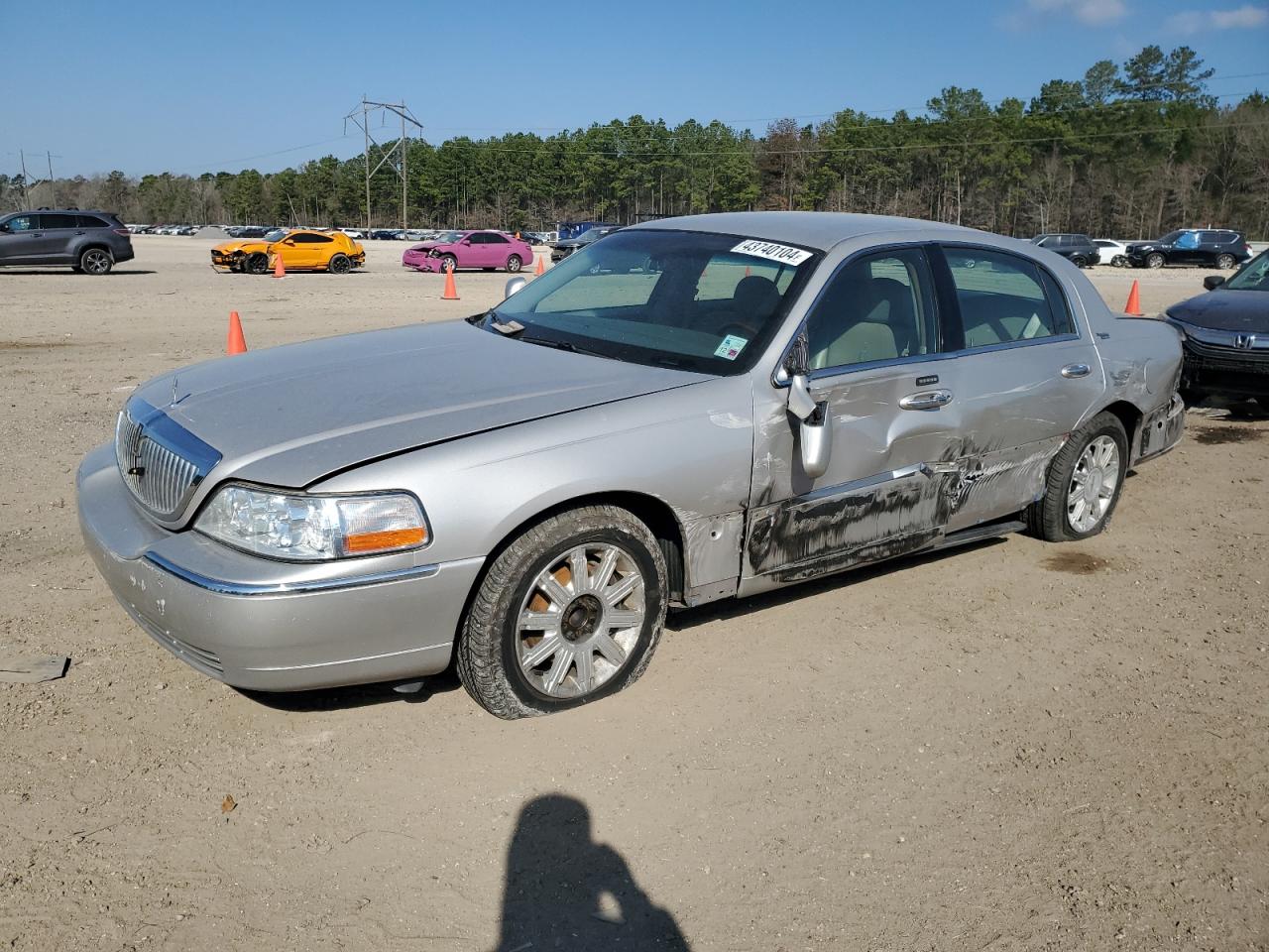 LINCOLN TOWN CAR 2009 2lnhm82v69x601194