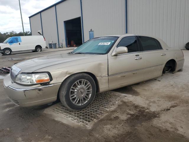 LINCOLN TOWNCAR 2008 2lnhm82w88x660755