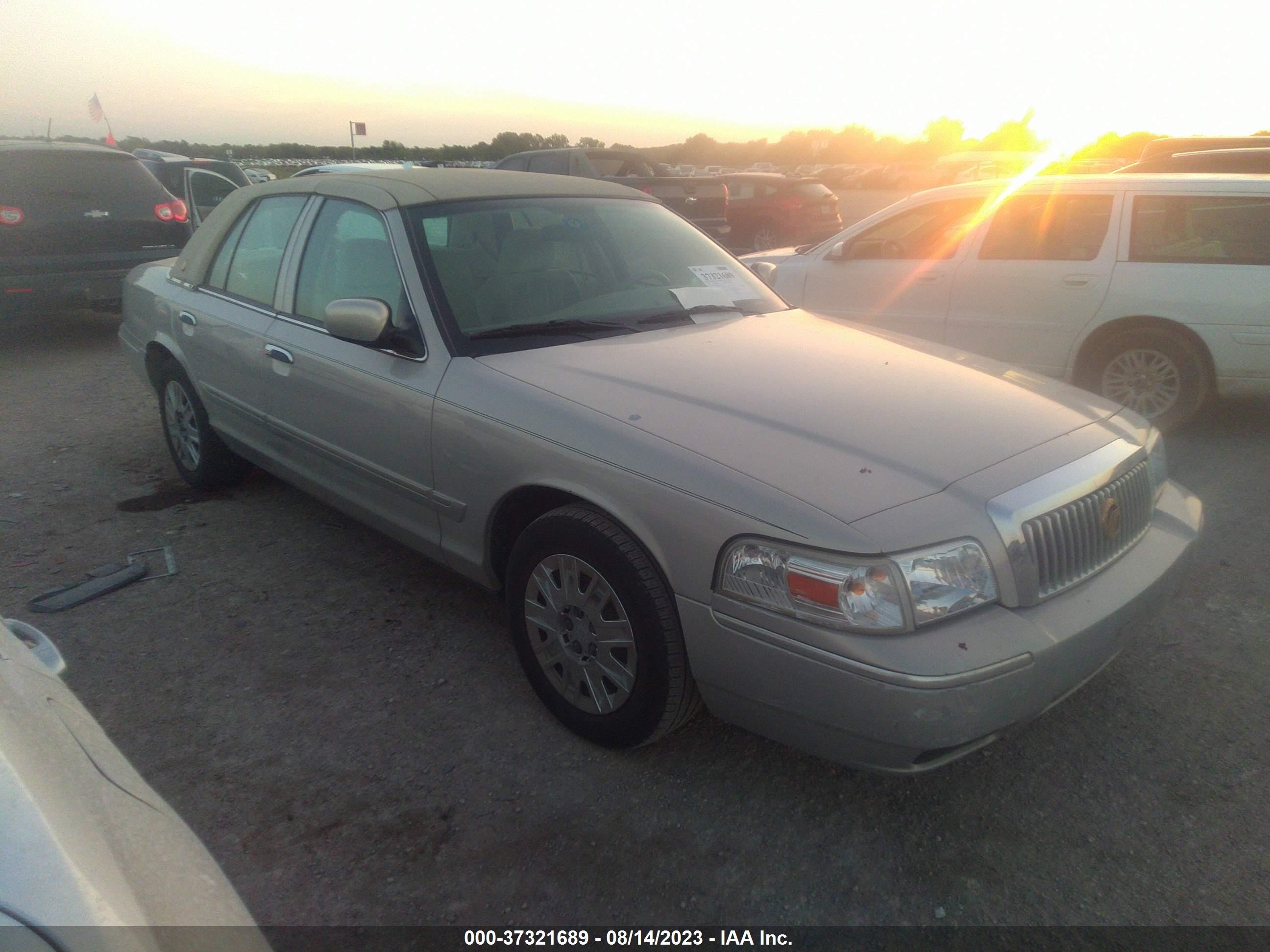 MERCURY GRAND MARQUIS 2008 2mefm74v18x626018