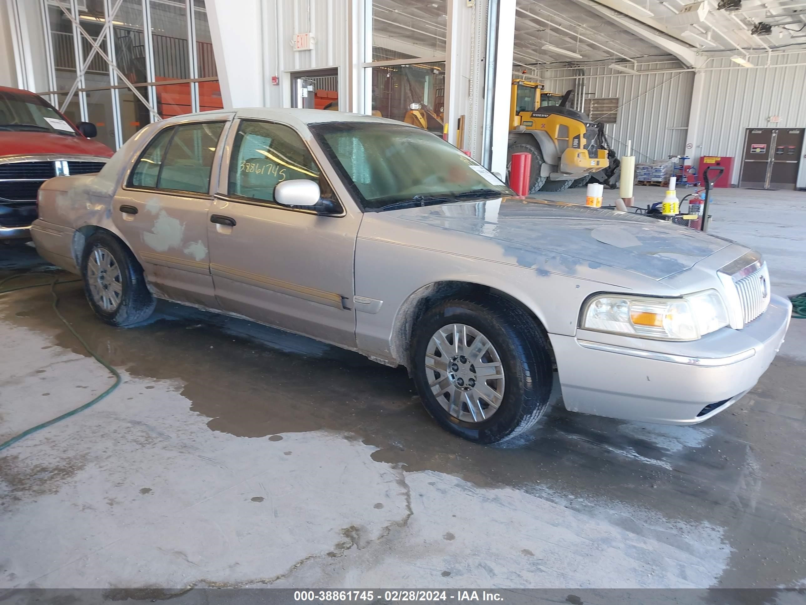 MERCURY GRAND MARQUIS 2007 2mefm74vx7x615467