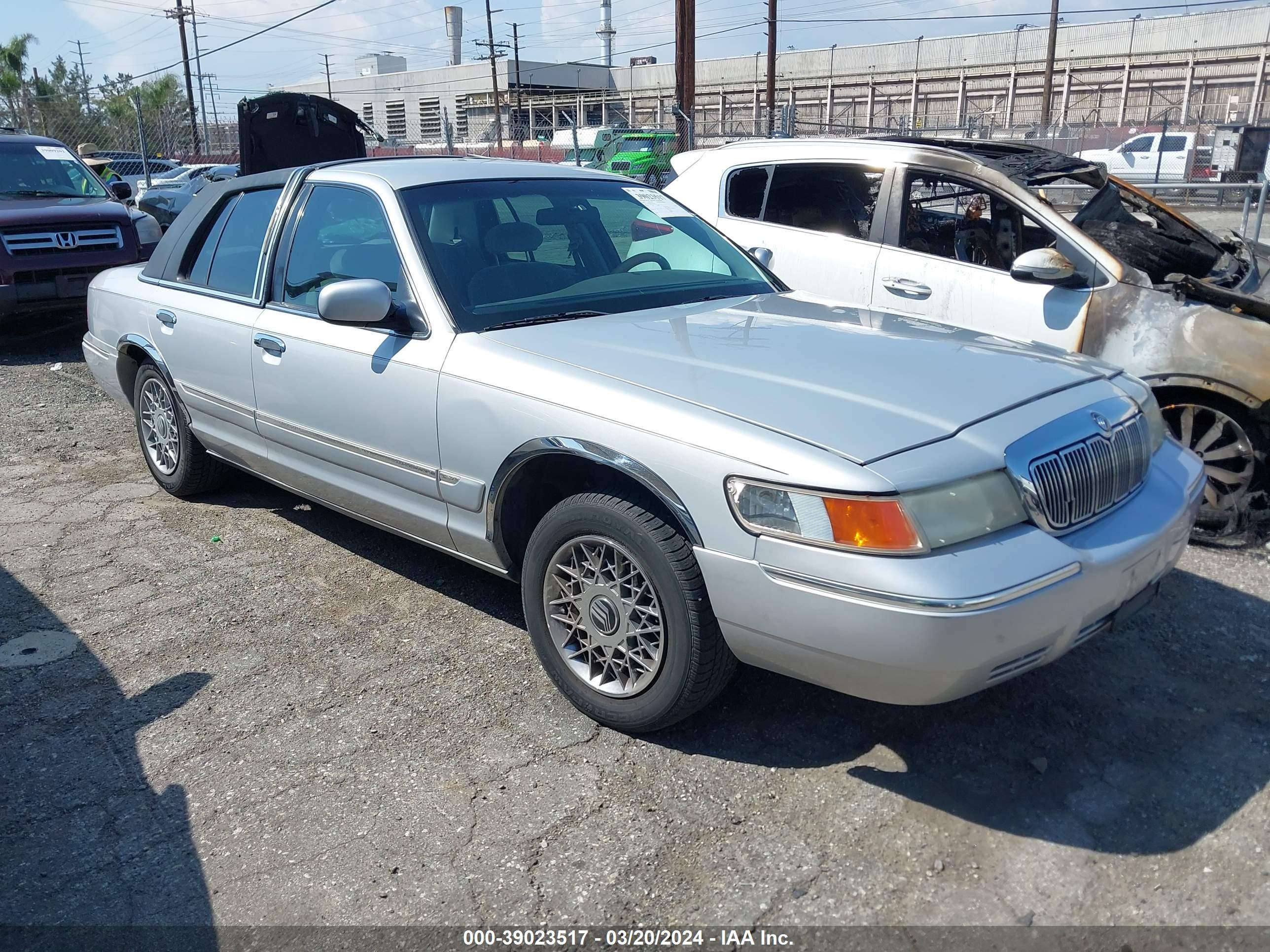 MERCURY GRAND MARQUIS 2001 2mefm74w01x620791