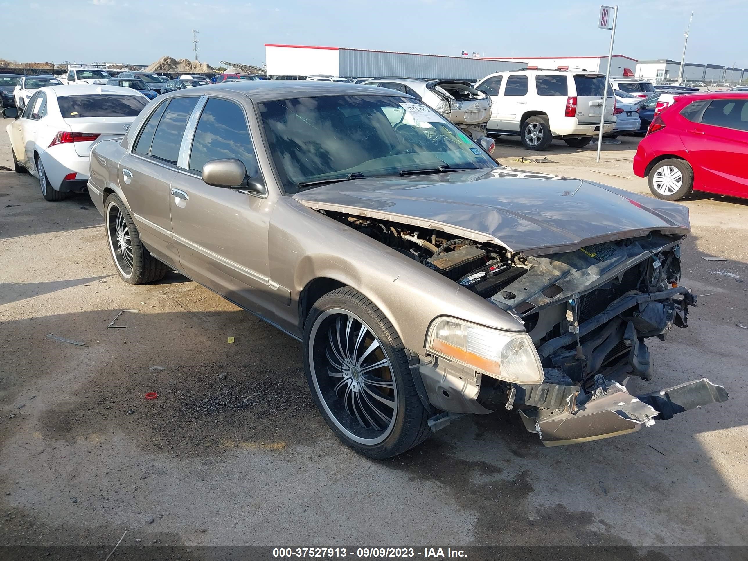 MERCURY GRAND MARQUIS 2004 2mefm74w04x635540