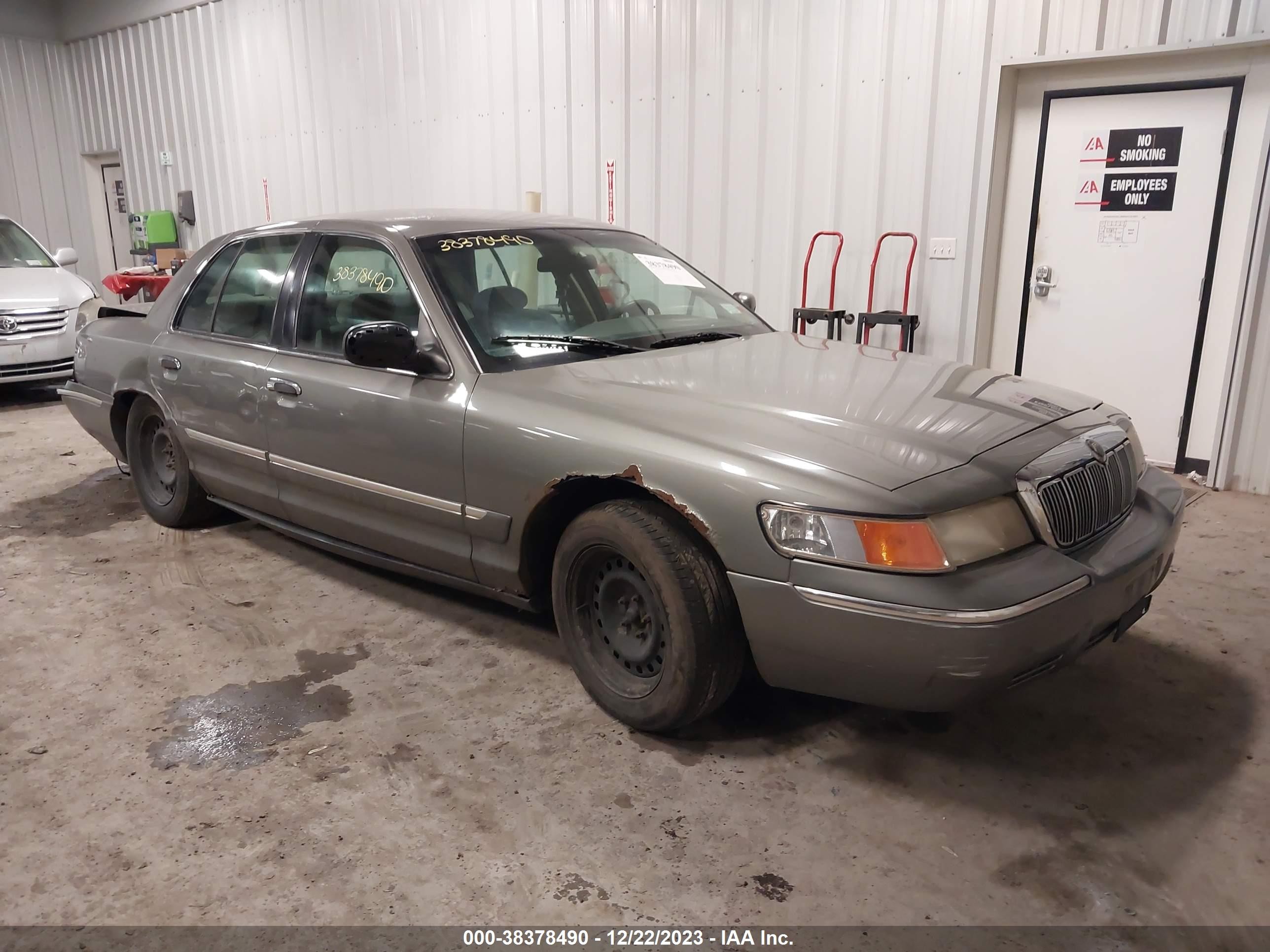 MERCURY GRAND MARQUIS 2001 2mefm74w11x646218