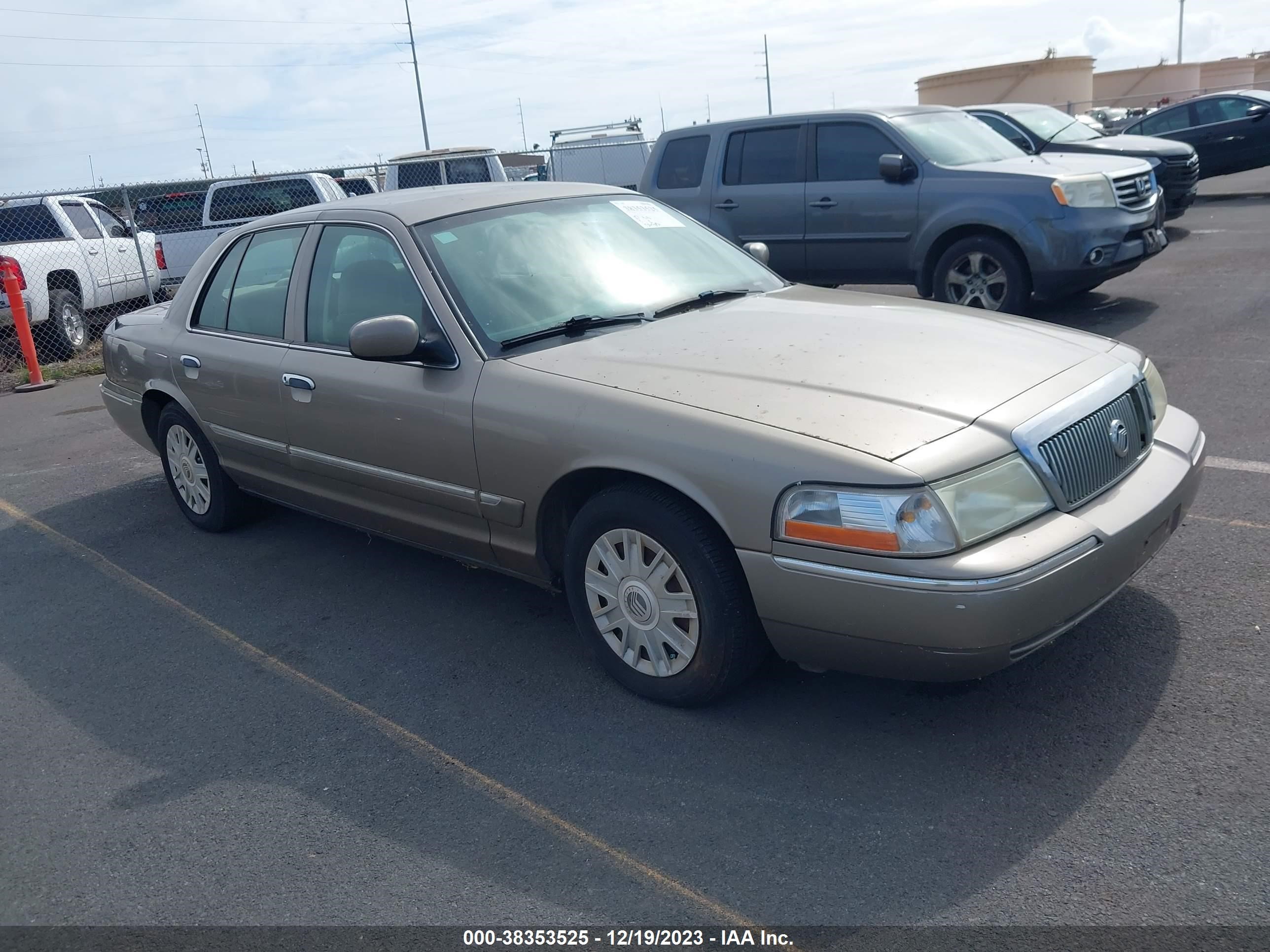 MERCURY GRAND MARQUIS 2005 2mefm74w25x614027