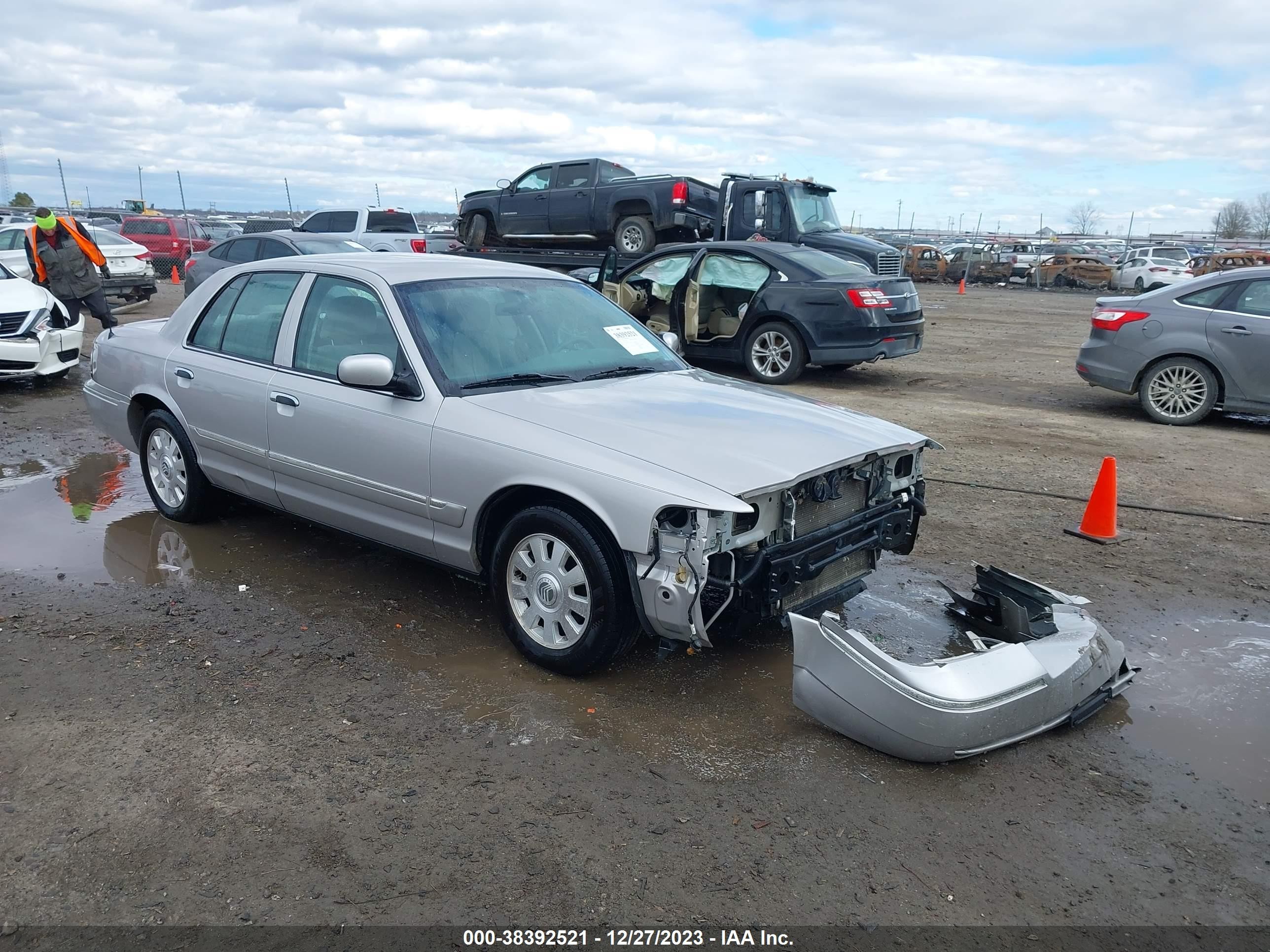 MERCURY GRAND MARQUIS 2005 2mefm74w25x636111