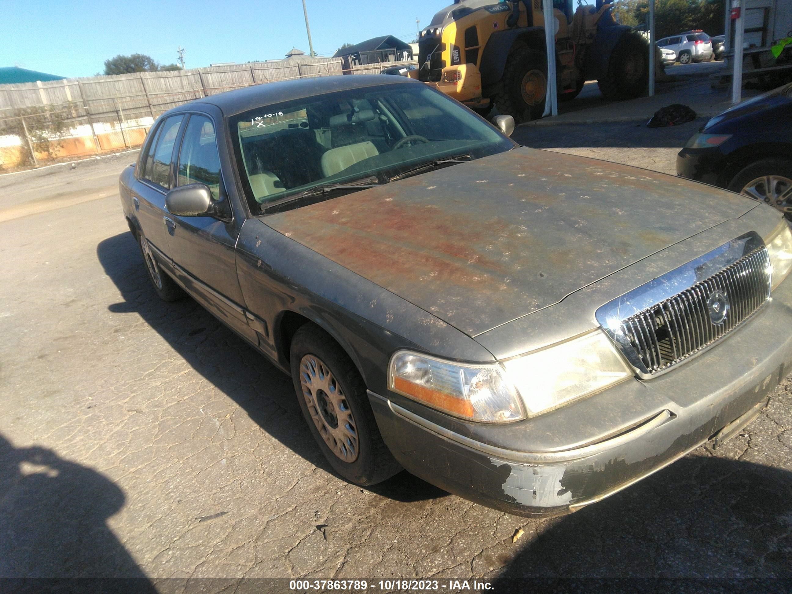 MERCURY GRAND MARQUIS 2003 2mefm74w33x668157