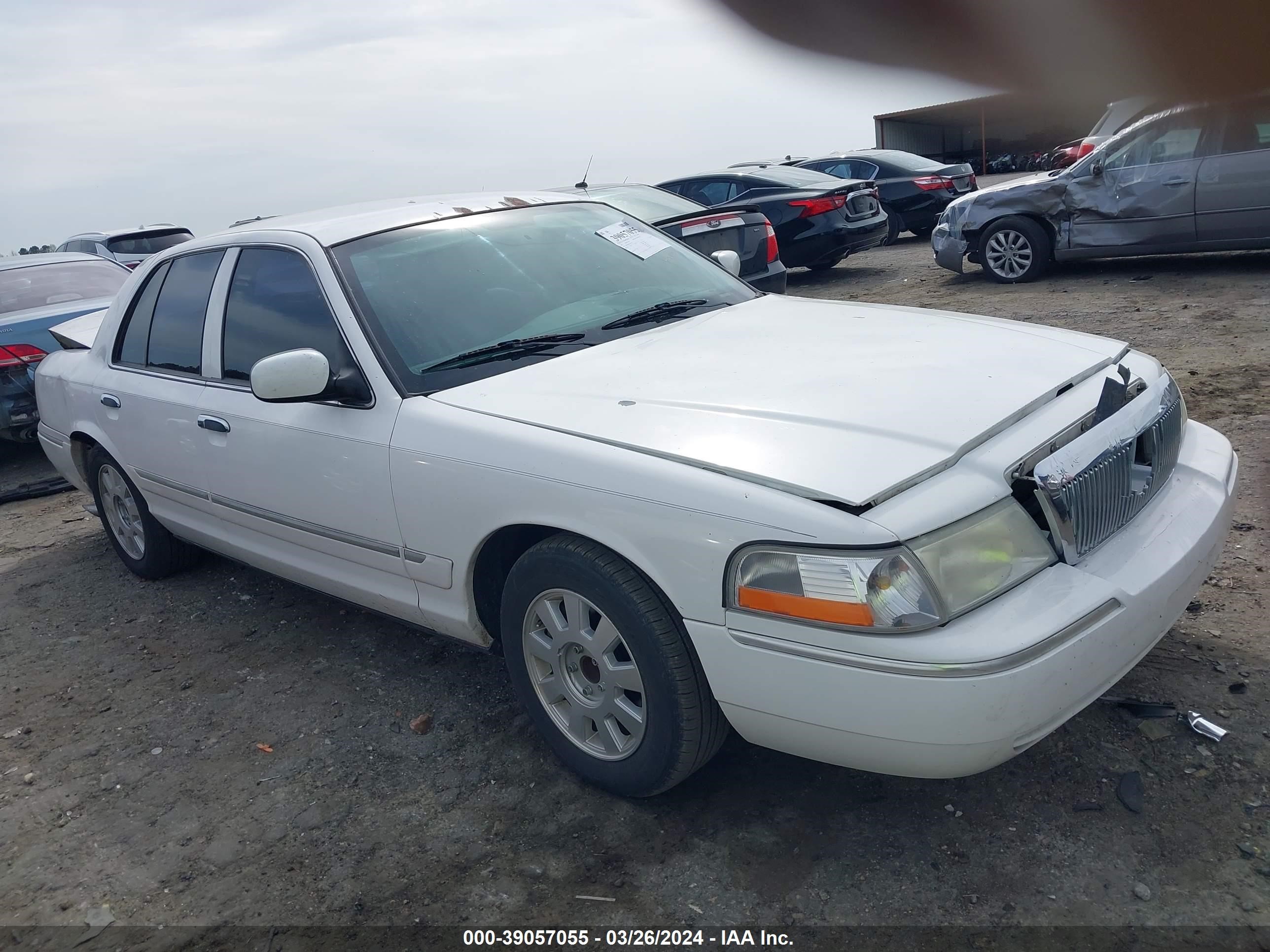 MERCURY GRAND MARQUIS 2003 2mefm74w43x710044