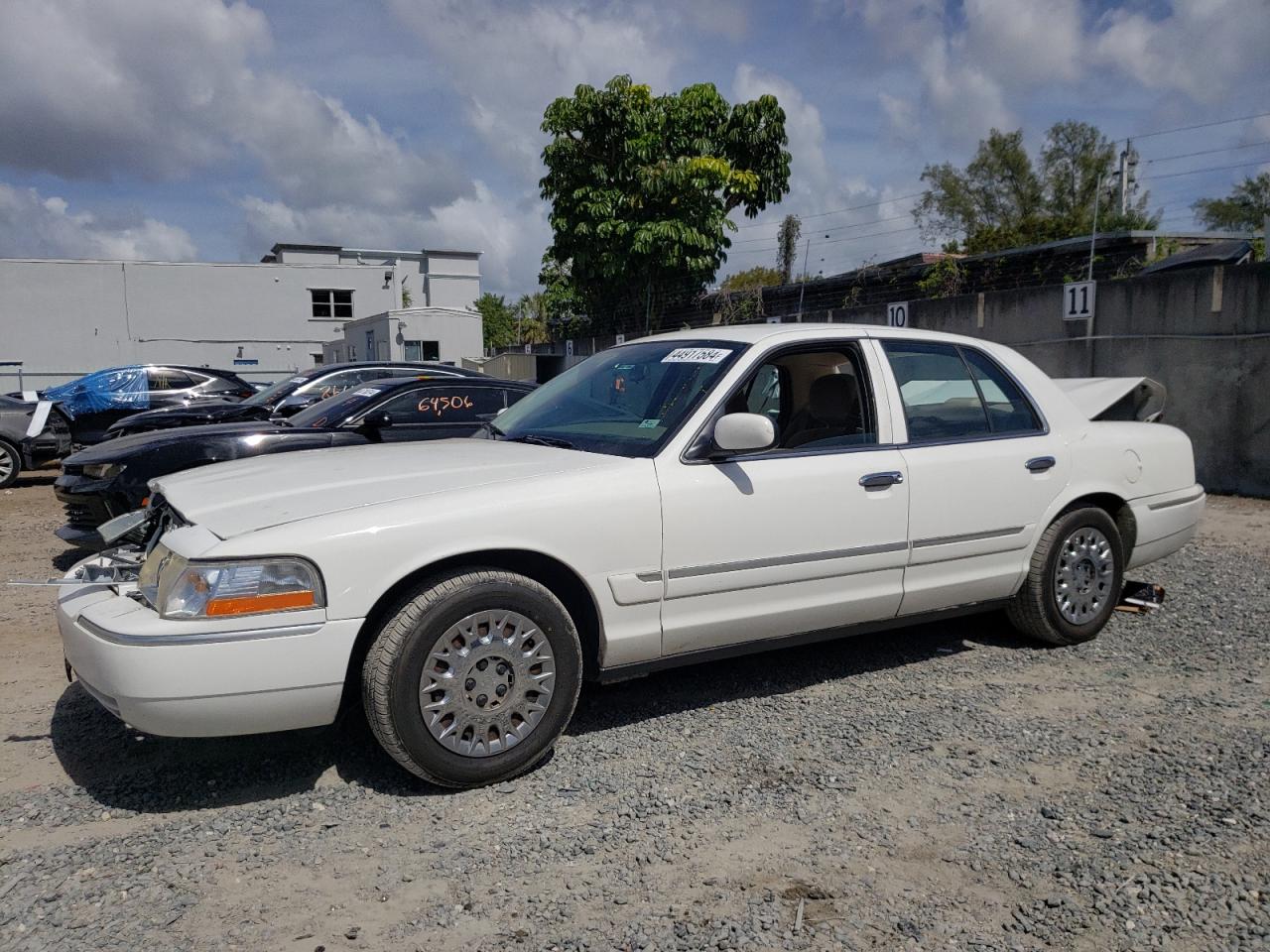 MERCURY GRAND MARQUIS 2004 2mefm74w44x642684