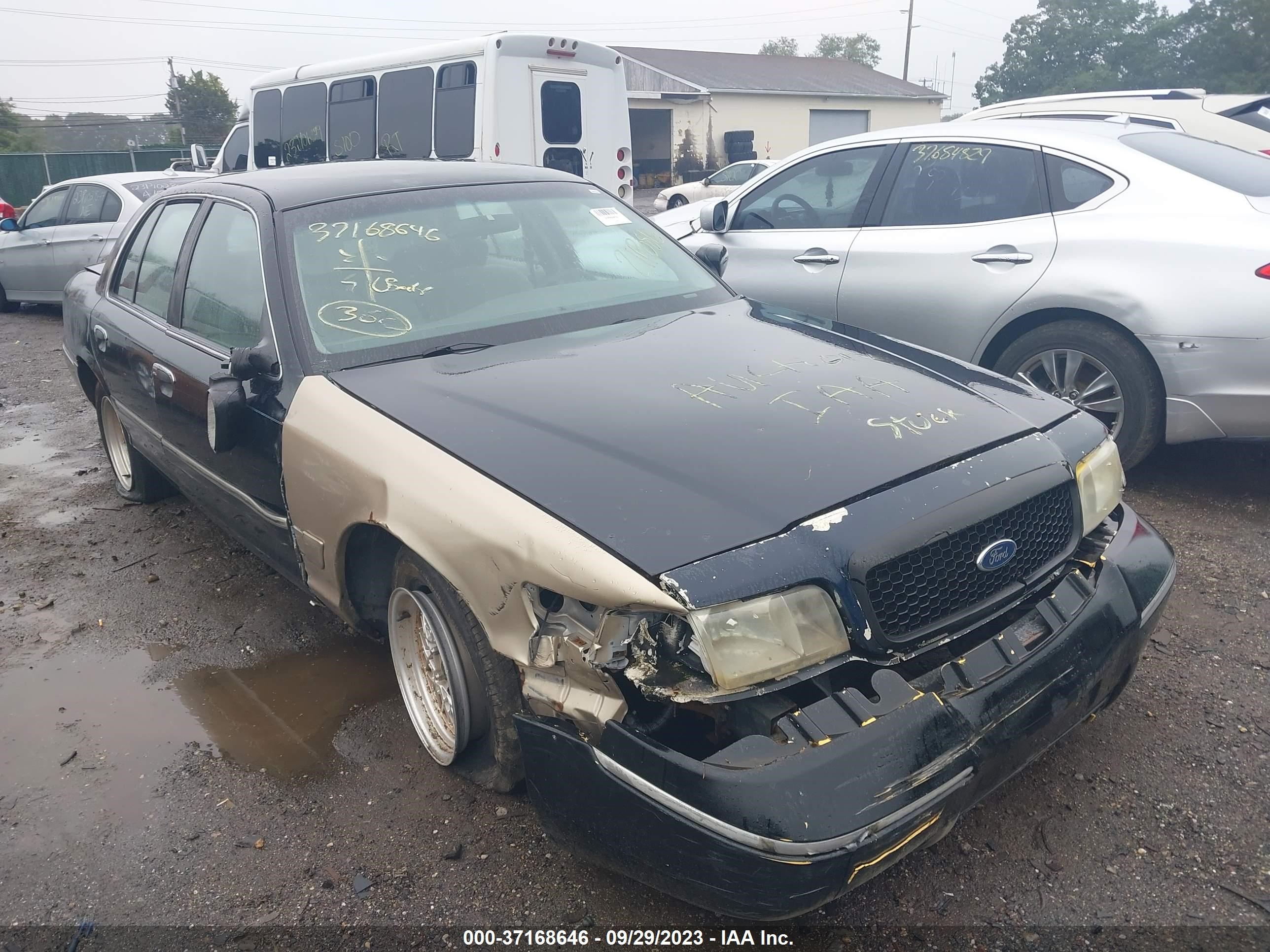 MERCURY GRAND MARQUIS 2000 2mefm74w4yx619783