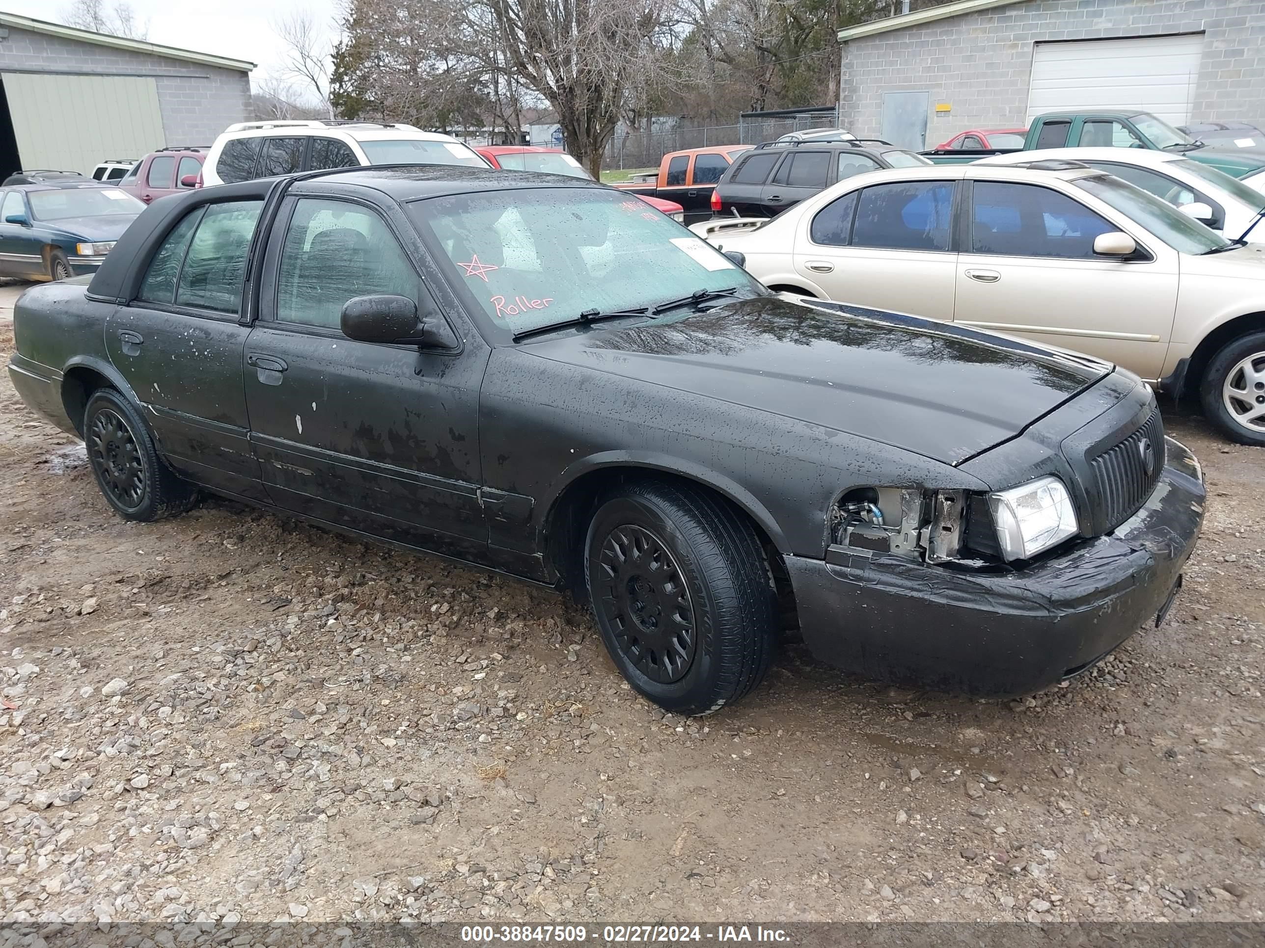 MERCURY GRAND MARQUIS 2003 2mefm74w53x658195