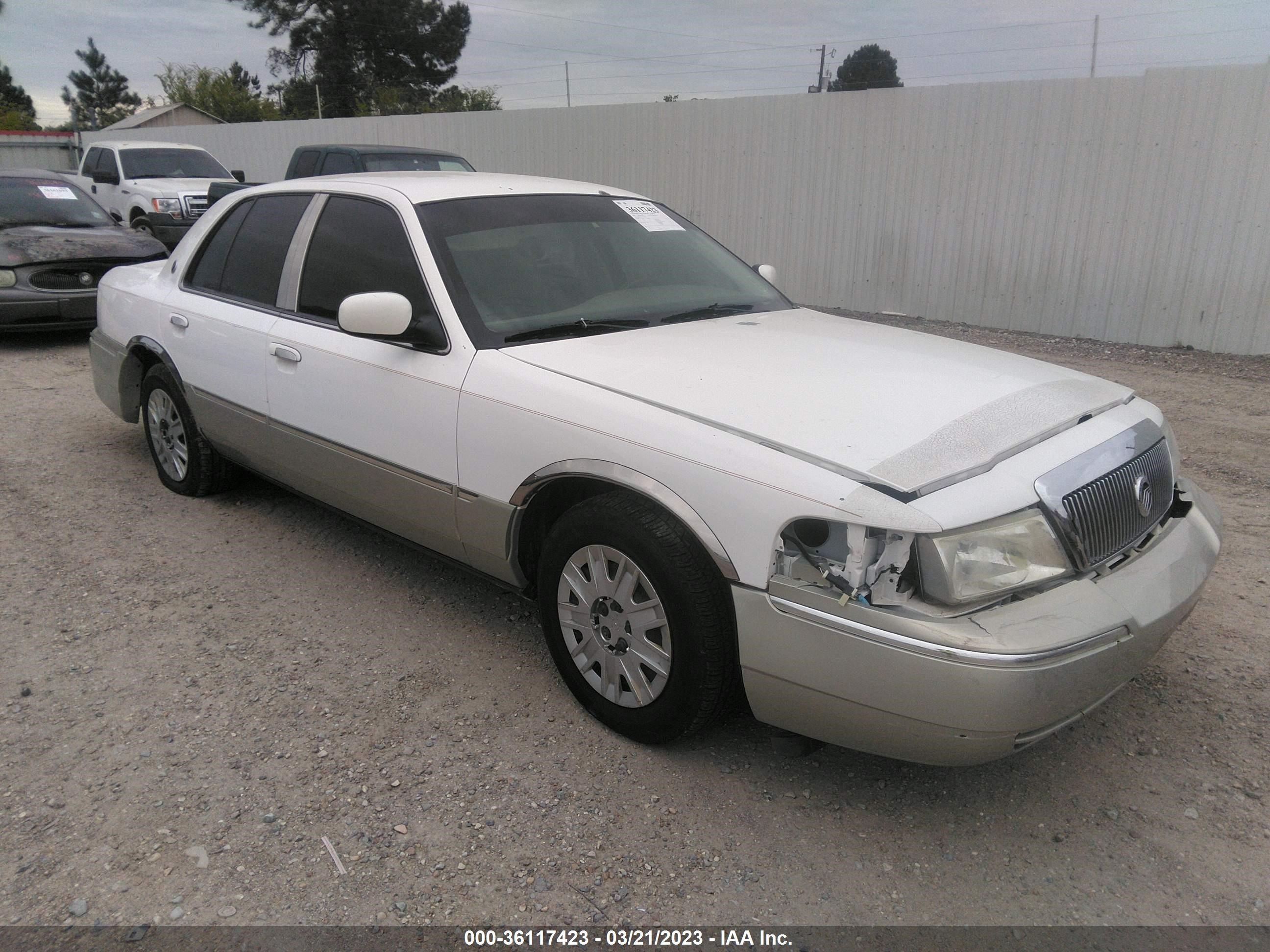 MERCURY GRAND MARQUIS 2004 2mefm74w54x664788