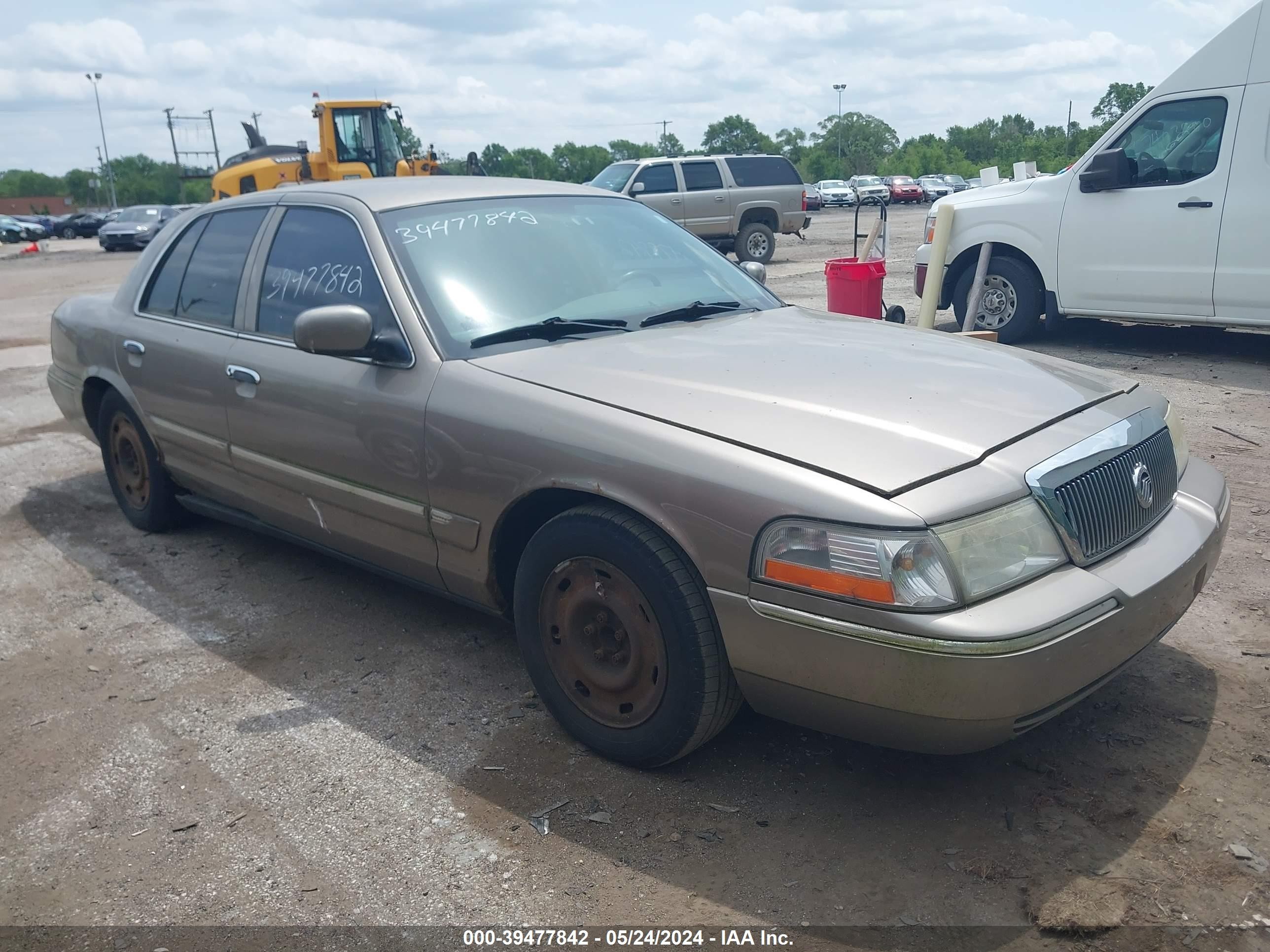 MERCURY GRAND MARQUIS 2004 2mefm74w64x600338