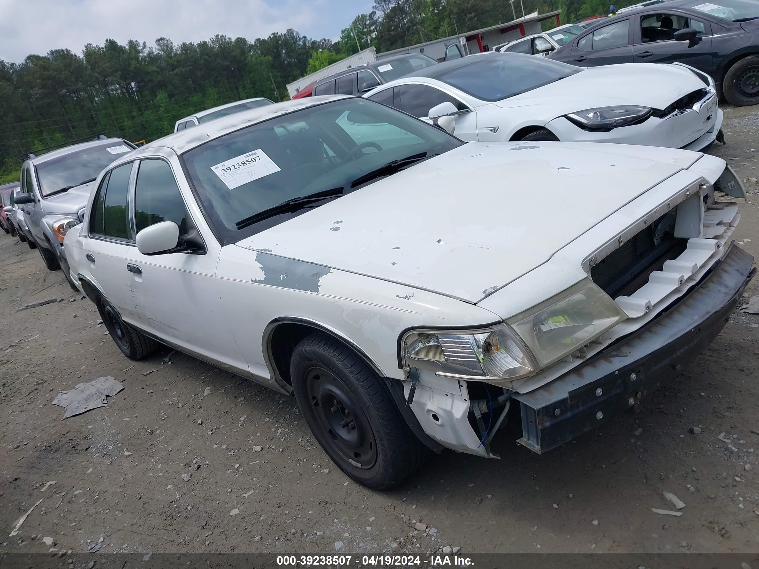 MERCURY GRAND MARQUIS 2004 2mefm74w64x624607