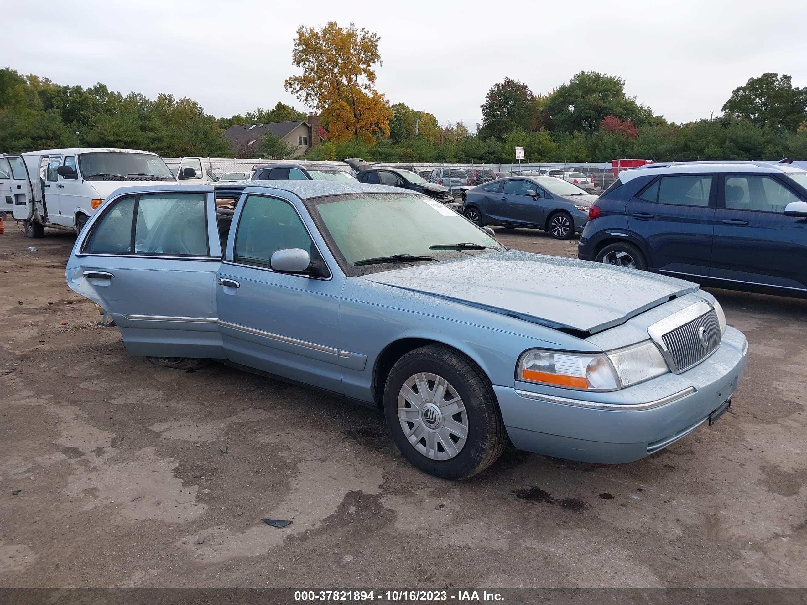 MERCURY GRAND MARQUIS 2005 2mefm74w65x669998