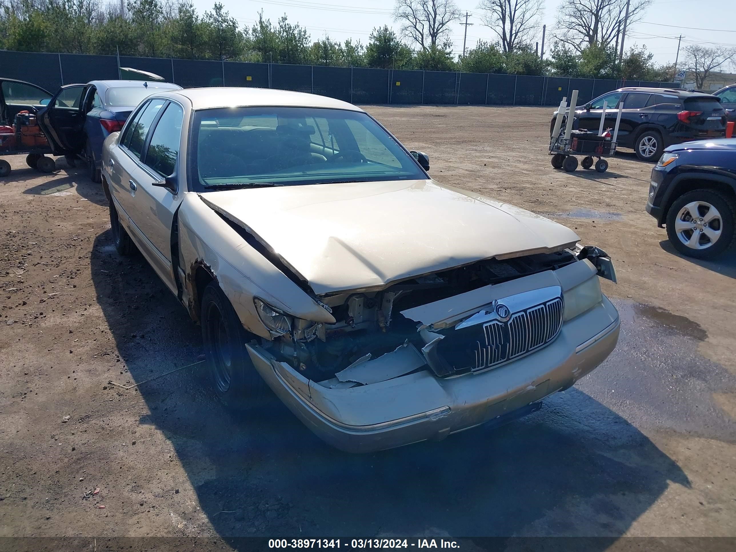 MERCURY GRAND MARQUIS 2000 2mefm74w6yx649464