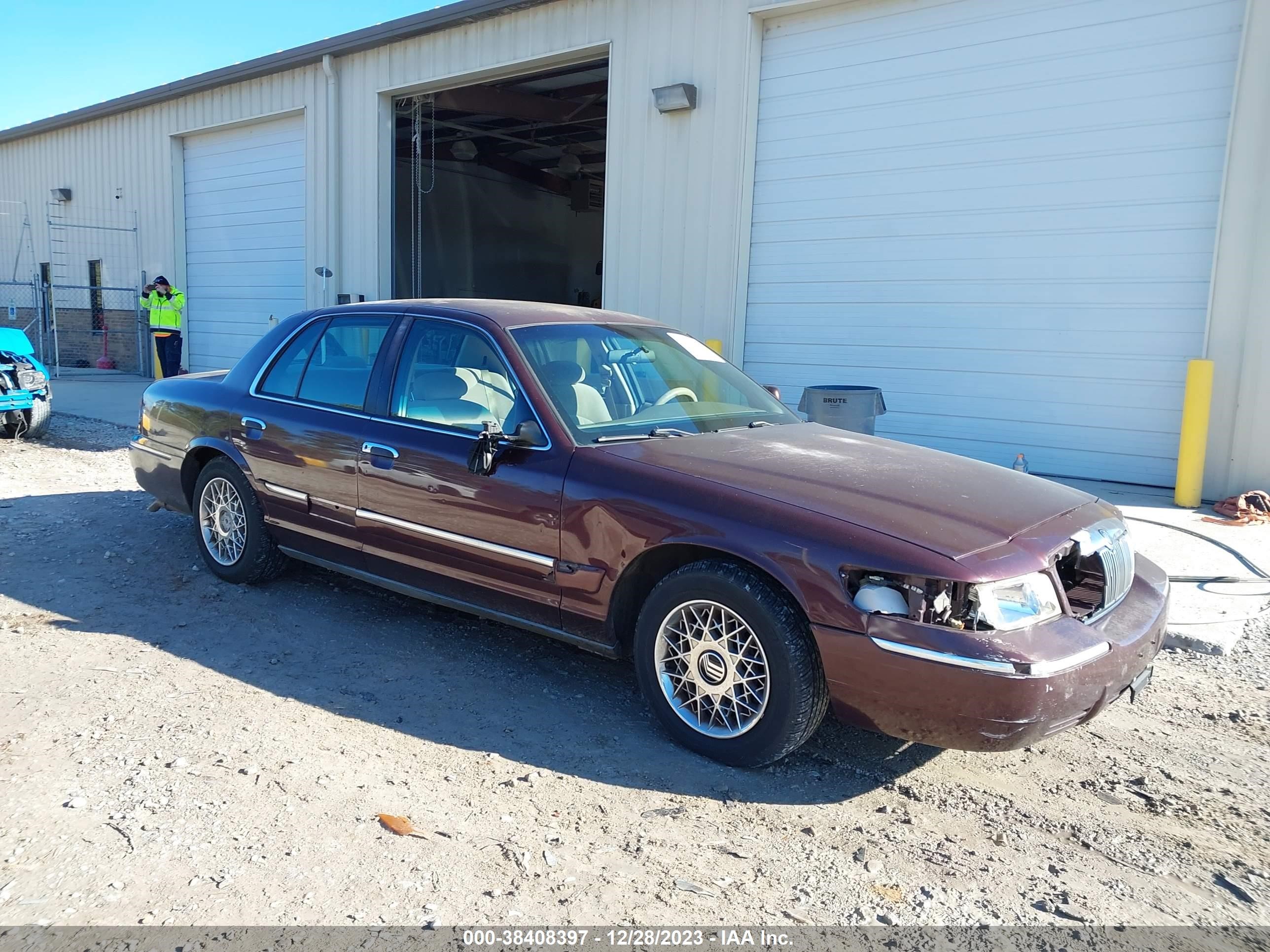 MERCURY GRAND MARQUIS 2001 2mefm74w71x604328