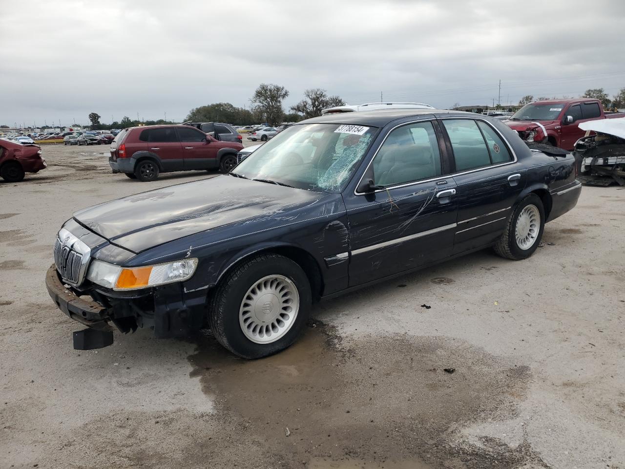 MERCURY GRAND MARQUIS 2002 2mefm74w72x637721