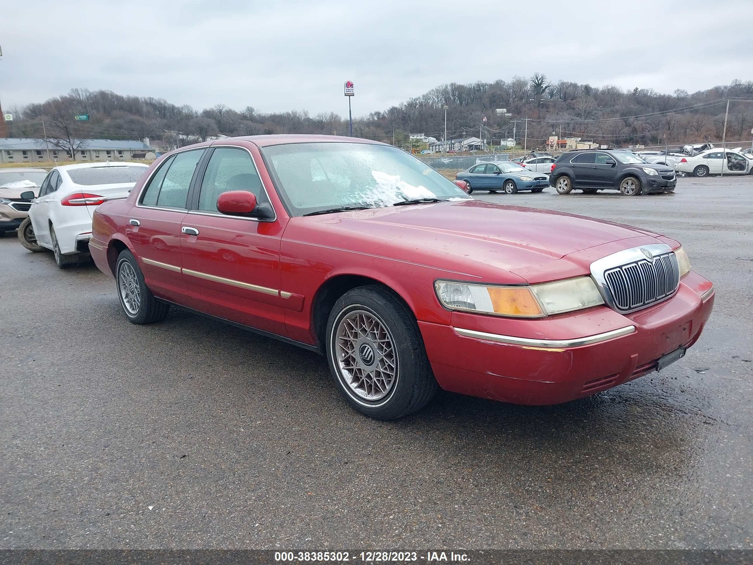 MERCURY GRAND MARQUIS 1998 2mefm74w7wx670398