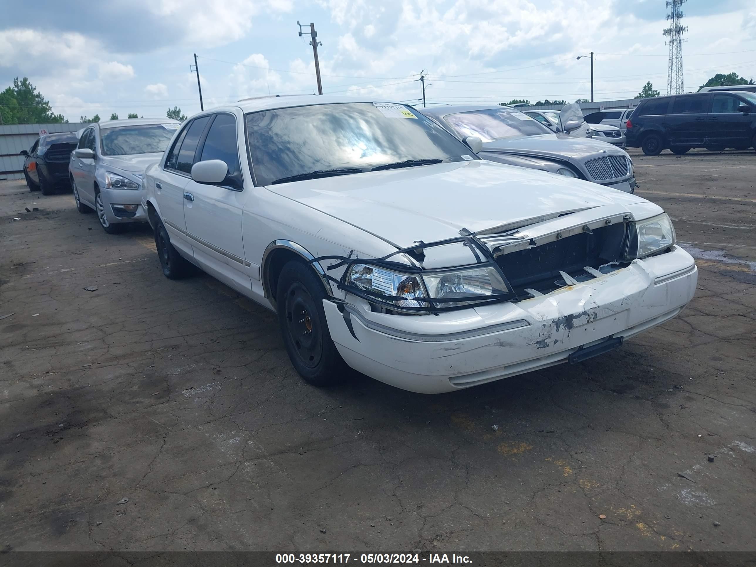 MERCURY GRAND MARQUIS 2003 2mefm74w83x635672