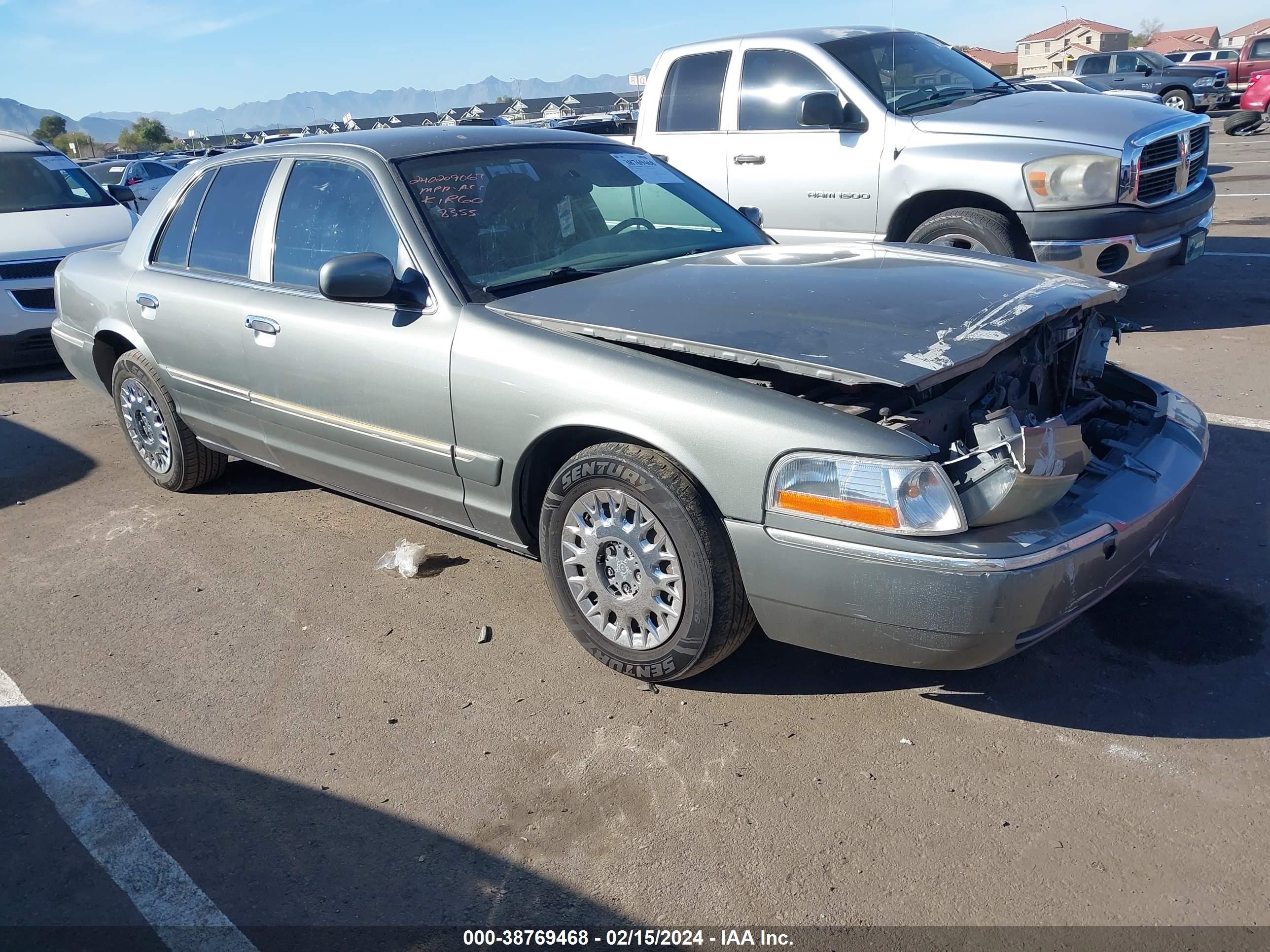 MERCURY GRAND MARQUIS 2004 2mefm74w84x618355