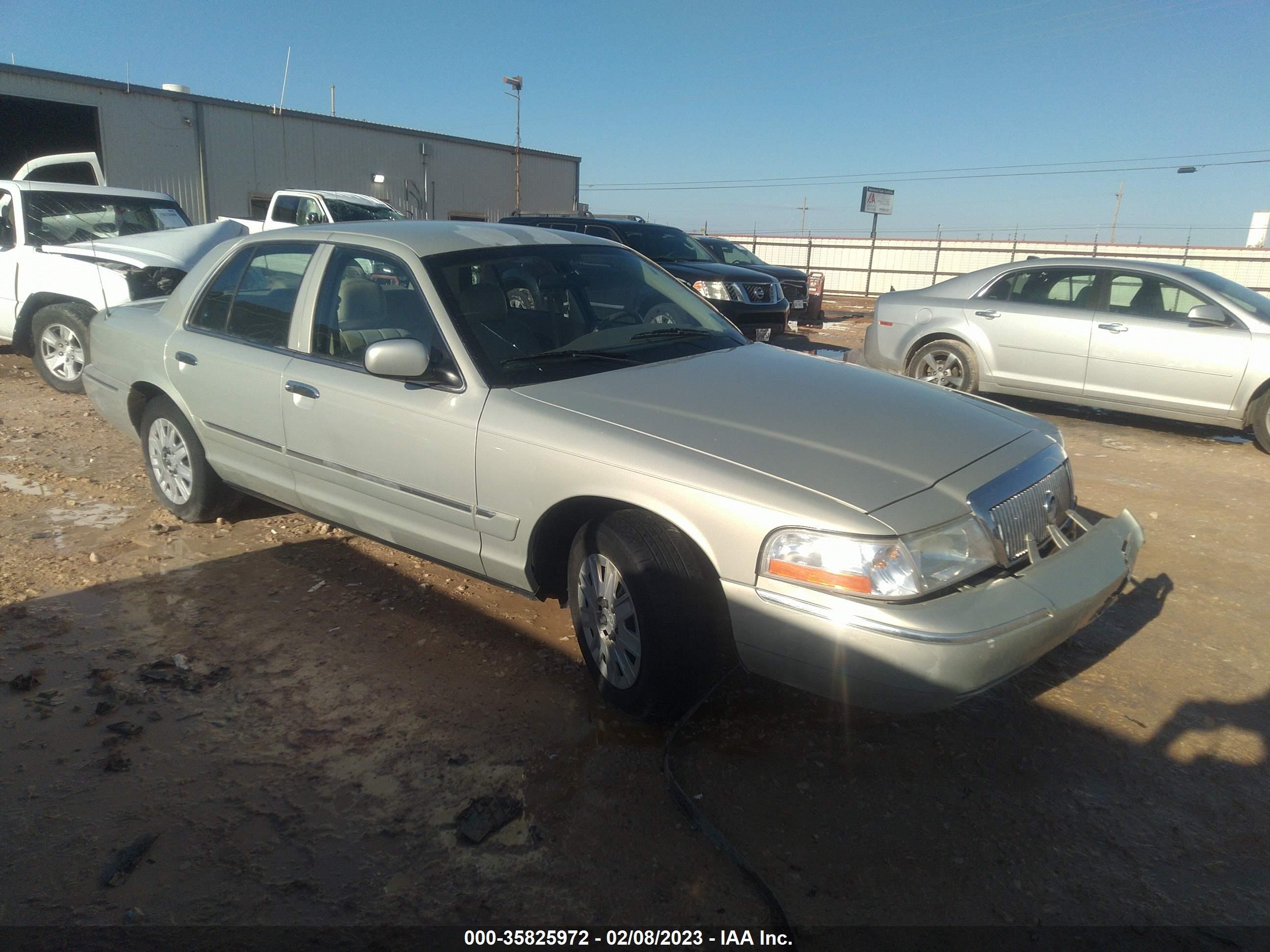 MERCURY GRAND MARQUIS 2005 2mefm74w85x601220