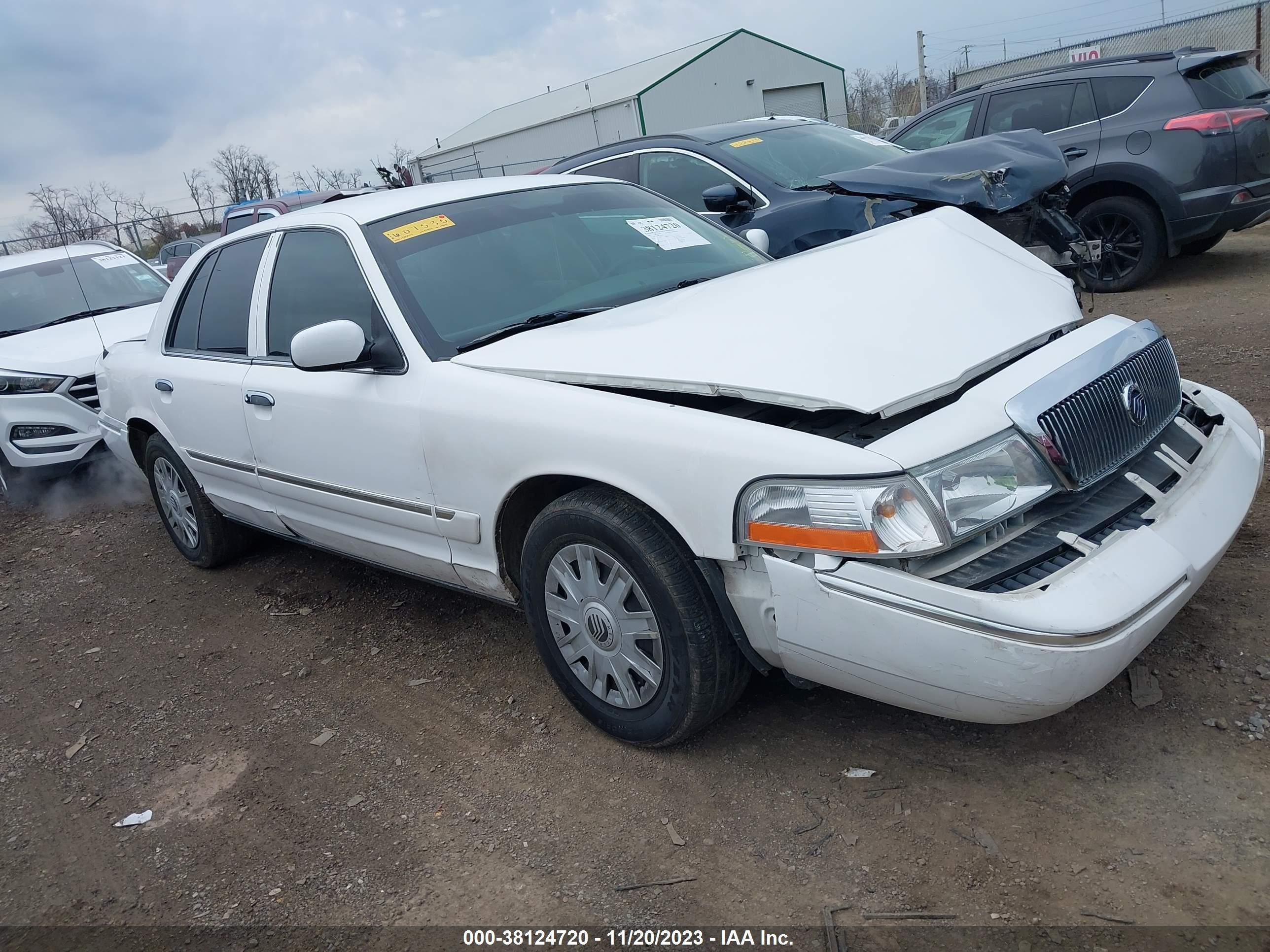 MERCURY GRAND MARQUIS 2005 2mefm74w85x607535