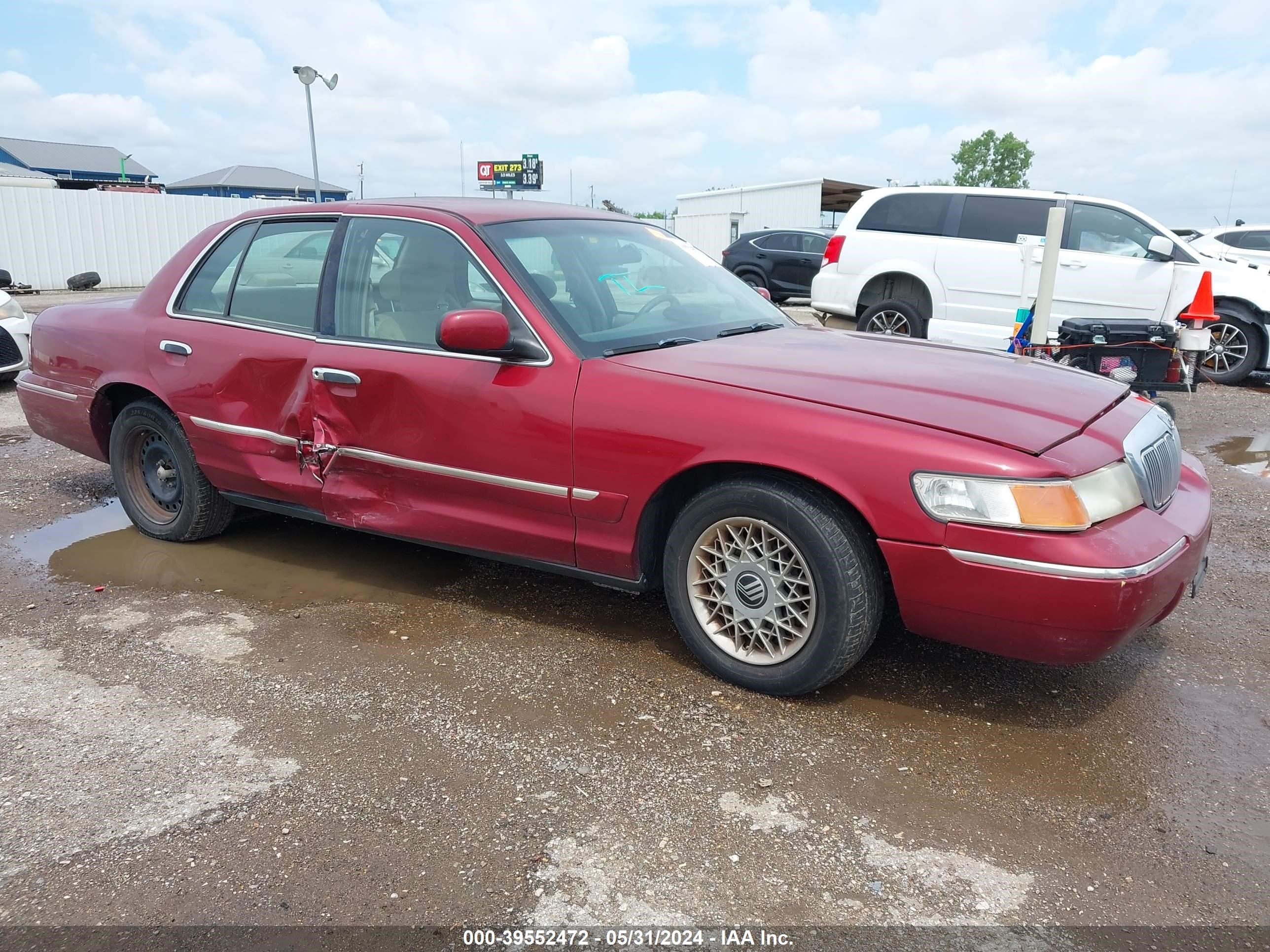 MERCURY GRAND MARQUIS 2002 2mefm74w92x639177