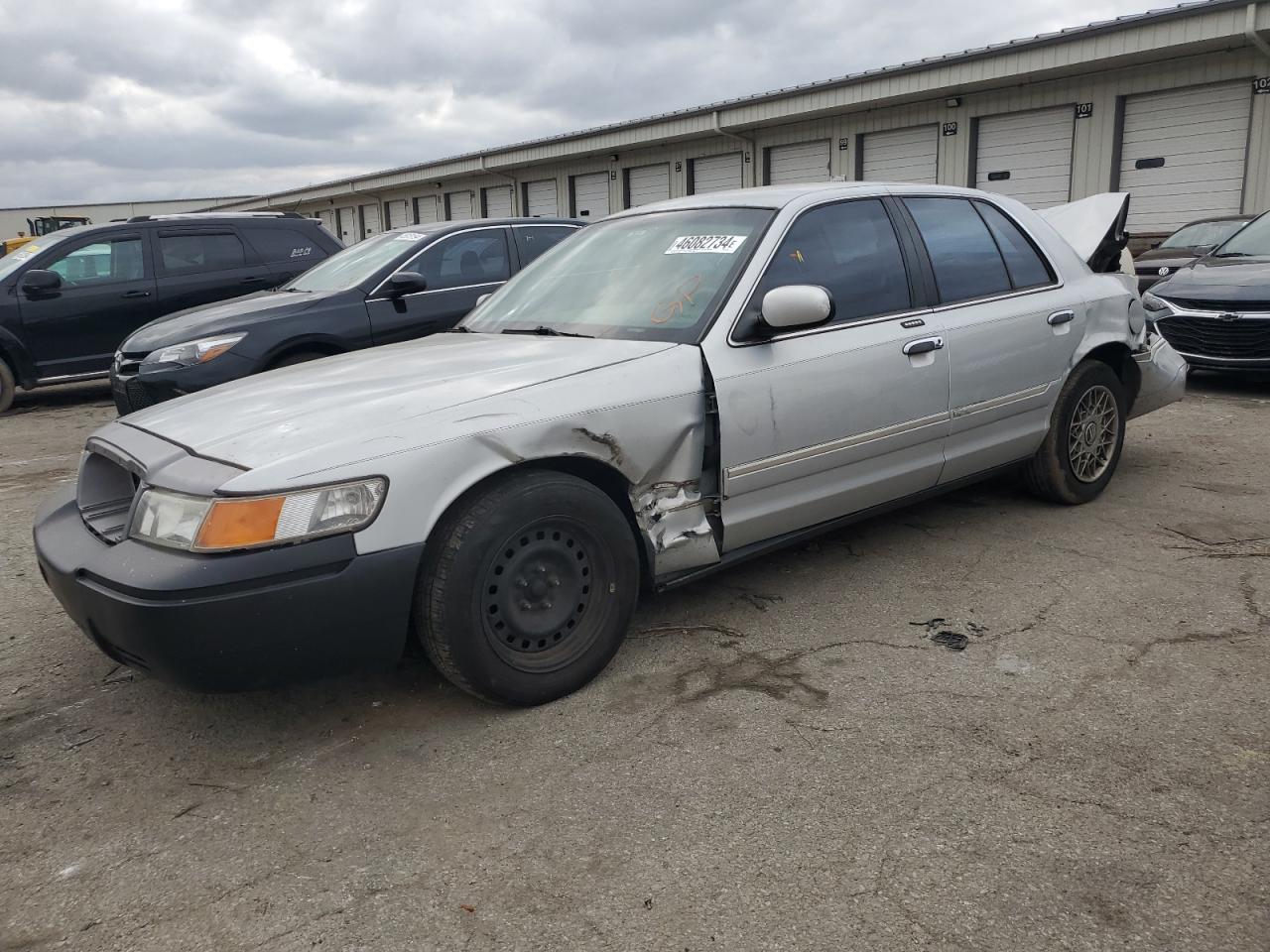 MERCURY GRAND MARQUIS 2002 2mefm74wx2x626857