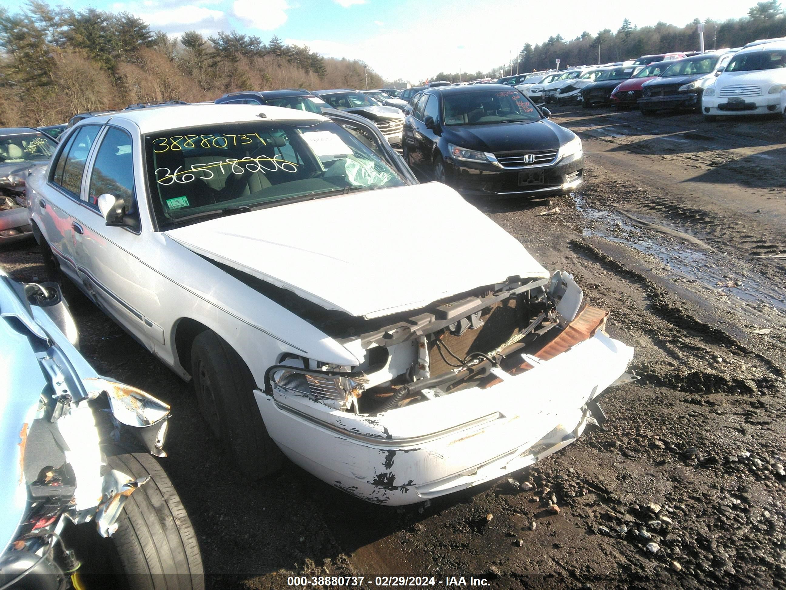 MERCURY GRAND MARQUIS 2005 2mefm74wx5x648717